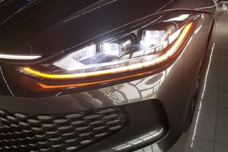 Used Volkswagen Lamando 2023 Lavida L 280TSI DSG Cool & Spicy Edition
