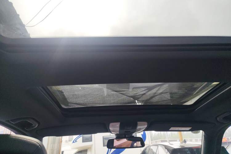 Used Mercedes-Benz GLK-Class 2015 GLK 260 4MATIC Dynamic Edition Ultimate Version