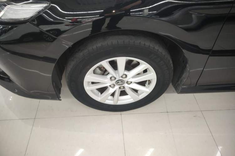 Used Toyota Camry 2019 2.0E Elite Edition China VI Standard Left Front Wheel Hub