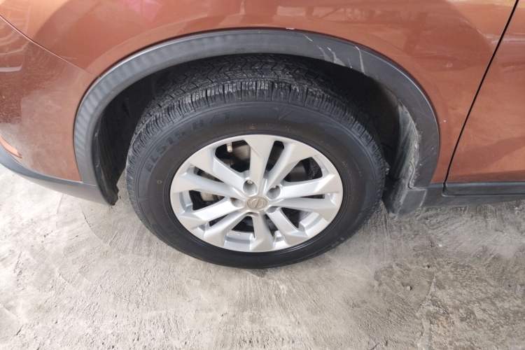 Used Nissan X-Trail 2015 2.0L CVT Comfort MAX Edition 2WD Exterior 2