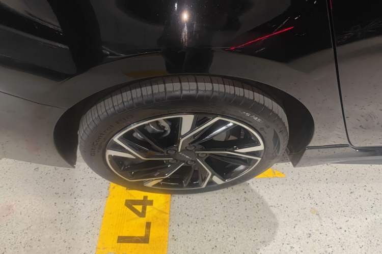 Used Lynk & Co 03 2025 1.5TD DCT Champion Edition Plus Exterior 2