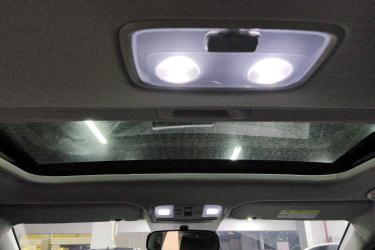 Used Kia K3 2021 Revised 1.5L CVT Fashion Edition Headliner