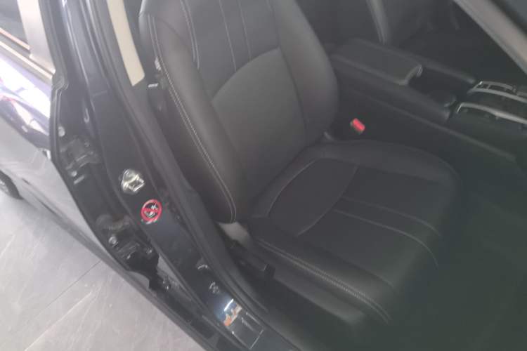 Used Honda Civic 2016 220TURBO CVT Luxury Edition
