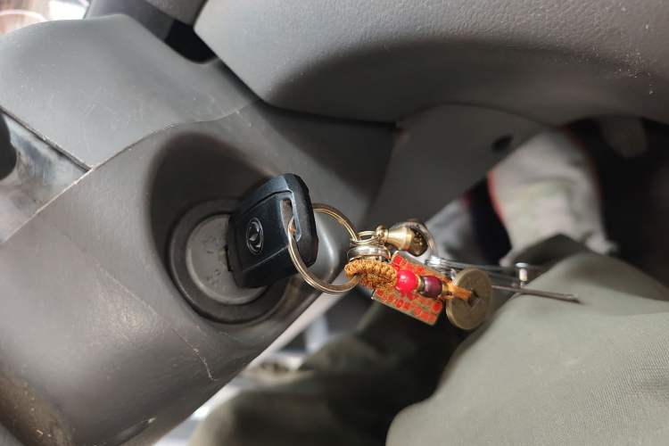 Used Dongfeng Shuaike 2014 1.5L Manual Standard 5-Seater China V Emission Standard