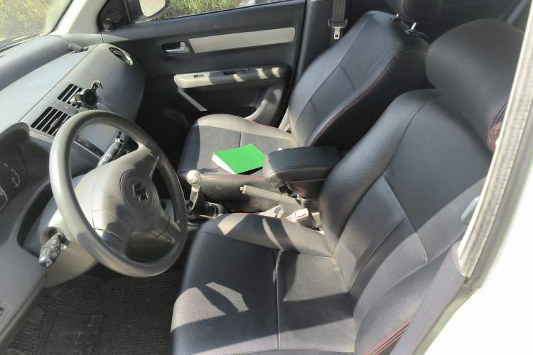 Used Suzuki Swift 2013 1.3L Manual Value Edition
