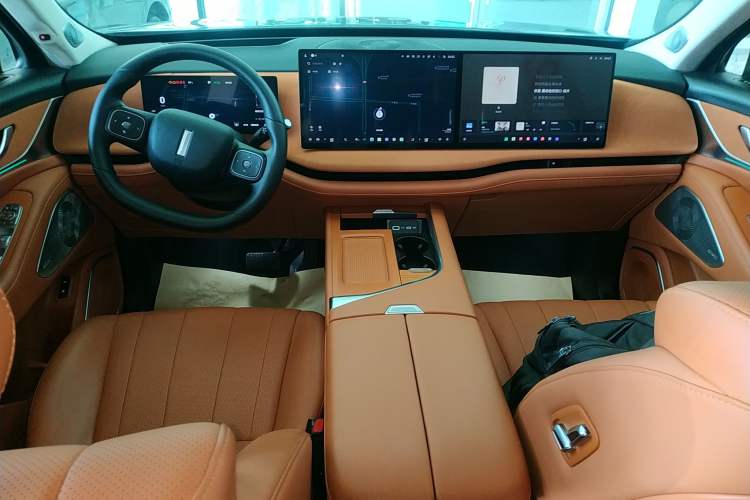 Used Wey Lanshan 2025 Four-Wheel Drive Ultra
