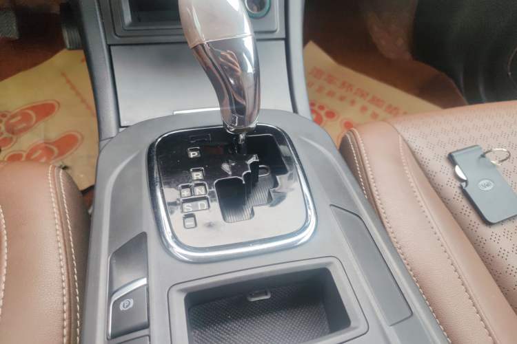 Used BYD S7 2015 2.0T Upgraded Automatic Luxury Version