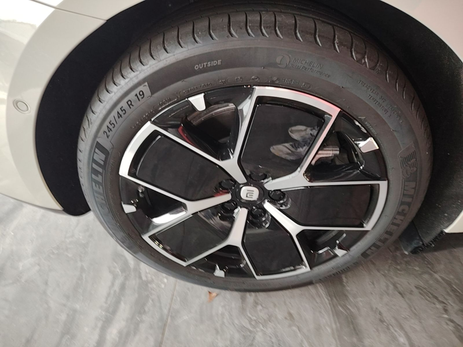 Xiaomi Auto SU7 2024 Rear-Drive Long-Range Intelligent Driving Version — снимка 11