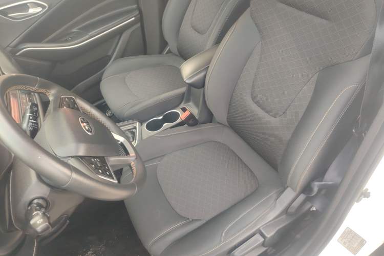 Used JAC Group Refine S4 2020 1.5T CVT Free-Style Model
