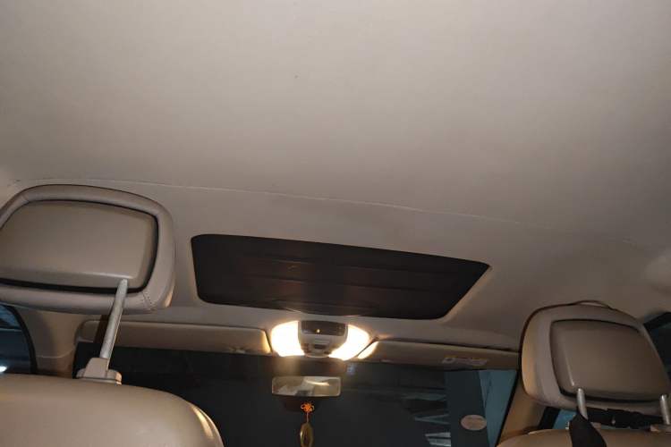 Used Mercedes-Benz Viano 2010 2.5L Prestige Edition