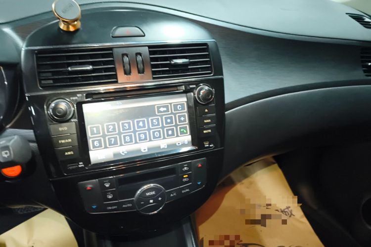 Used Nissan Tiida 2014 1.6L CVT Smart Model