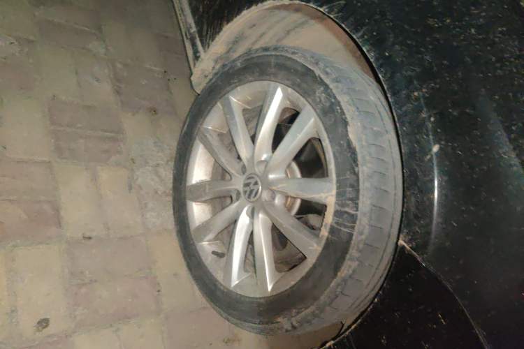 Used Volkswagen Magotan 2012 Facelift 1.8TSI Prestige Model