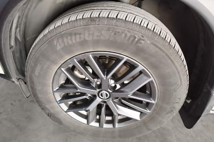 Used Nissan X-Trail 2021 VC-Turbo 300 CVT 2WD Luxury Edition Left Front Wheel Hub