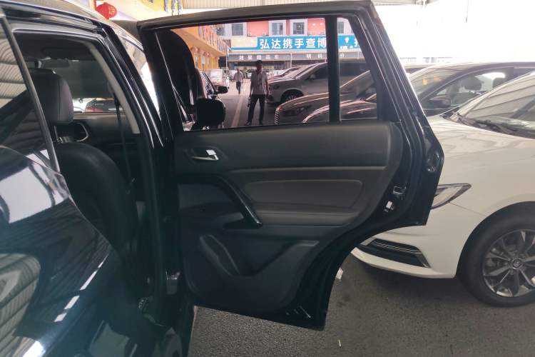 Used GAC Trumpchi GS4 2017 235T Automatic Two-Wheel Drive Luxury Smart Connectivity Version