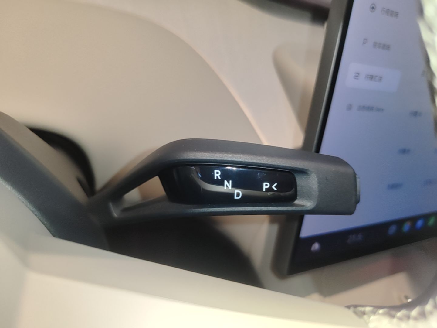 Xiaomi Auto YU7 2026 Standard Edition — снимка 16