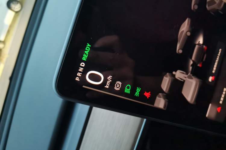 Used Tesla Model 3 2023 Rear-Wheel-Drive Version
