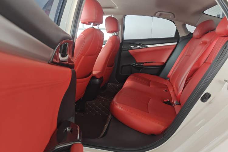 Used Honda Civic 2016 220TURBO CVT Luxury Edition