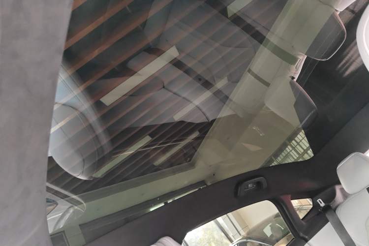 Used XPeng P7 2025 Model—702 Long Range Ultra