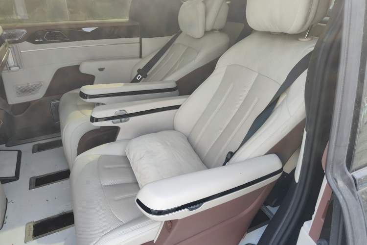 Used BYD Xia 2025 DM-i 1.5T 180km Excellence Model
