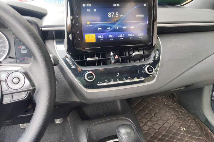 Used Toyota Levin 2019 Dual-Engine 1.8H E-CVT Luxury Edition China VI Standard Audio And AC Panel