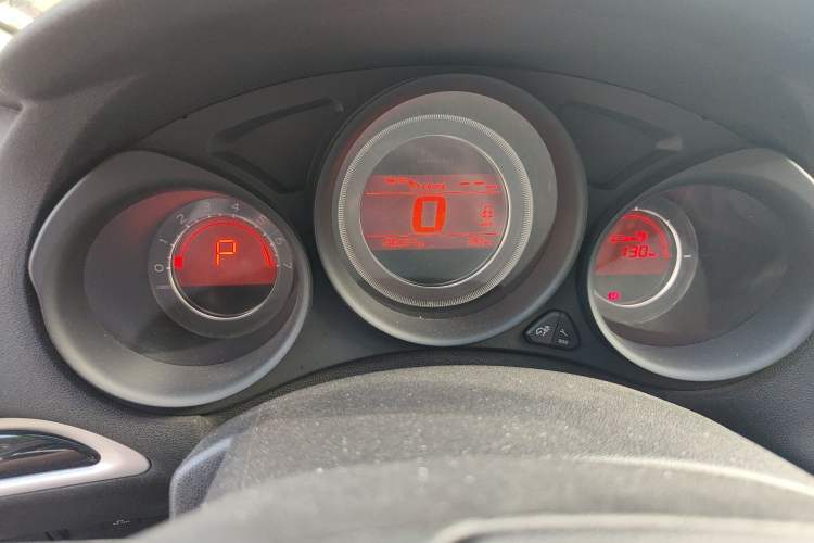 Used Citroen C4L 2013 1.6THP Automatic Enjoyment Edition Instrument Cluster