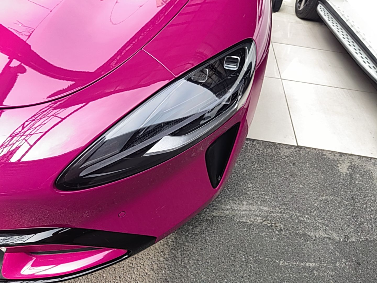 Xiaomi Auto SU7 2024 Rear-Drive Ultra-Long Range Advanced Pro-Level Intelligent Driving Version — снимка 8