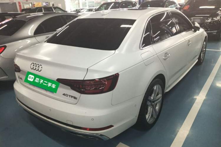 Used Audi A4L 2019 40 TFSI Fashion Edition China VI Emission Standard