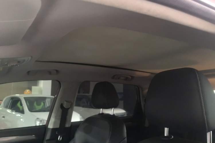 Used Roewe RX5 2016 20T Two-Wheel Drive Automatic Flagship Edition