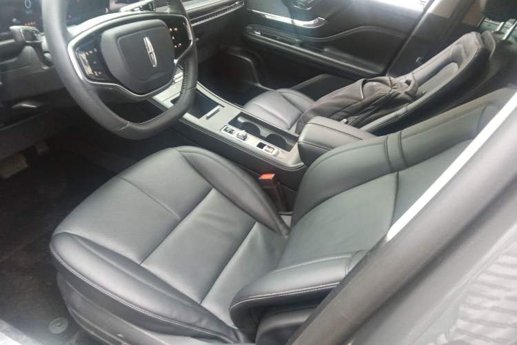 Used Lincoln Corsair 2023 2.0T Two-Wheel-Drive Luxury Edition
