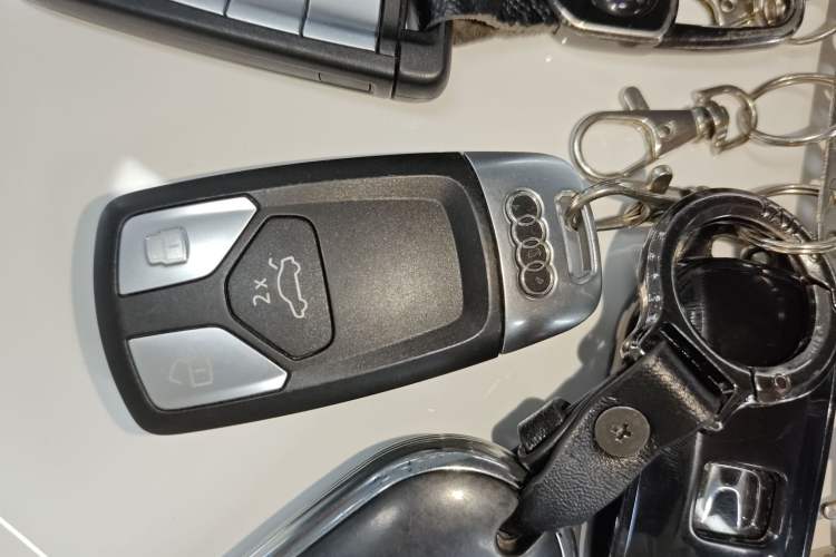 Used Audi A4L 2022 40 TFSI Luxury Dynamic Model