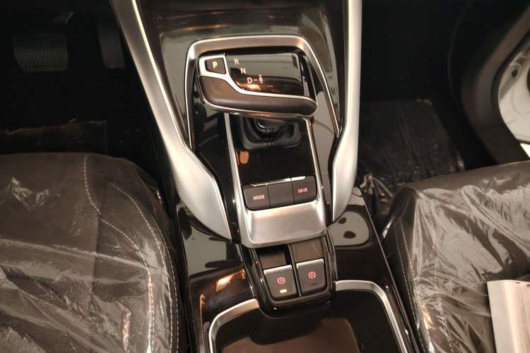 Used SAIC MAXUS Dajia 5 2024 1.3T PLUG-IN Enjoyment Edition 7-Seater
