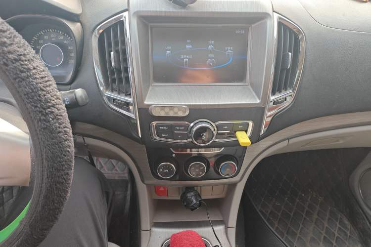 Used HYOSOW H3 2016 H3F 1.5L Manual Luxury Model
