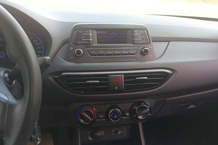 Used Hyundai Celesta 2018 1.6L Automatic GL Enjoyment Version China V Standard