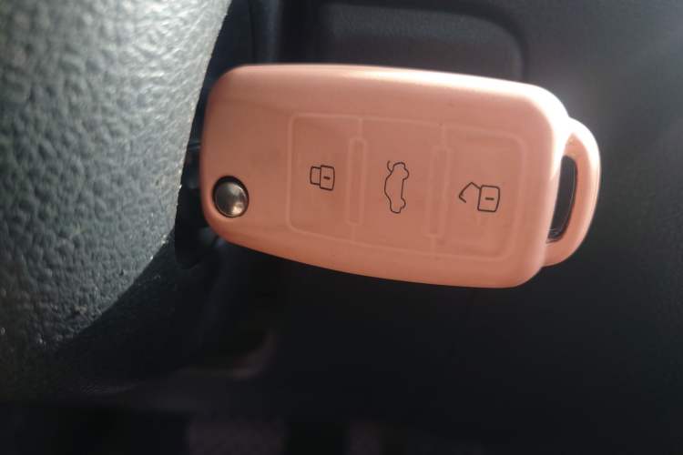 Used Volkswagen Polo 2013 1.6L Automatic Luxury Edition Vehicle Key