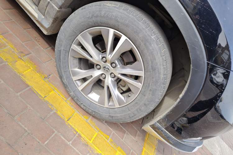 Used Toyota Highlander 2015 2.0T Two-Wheel Drive Elite Edition 7 Seats
