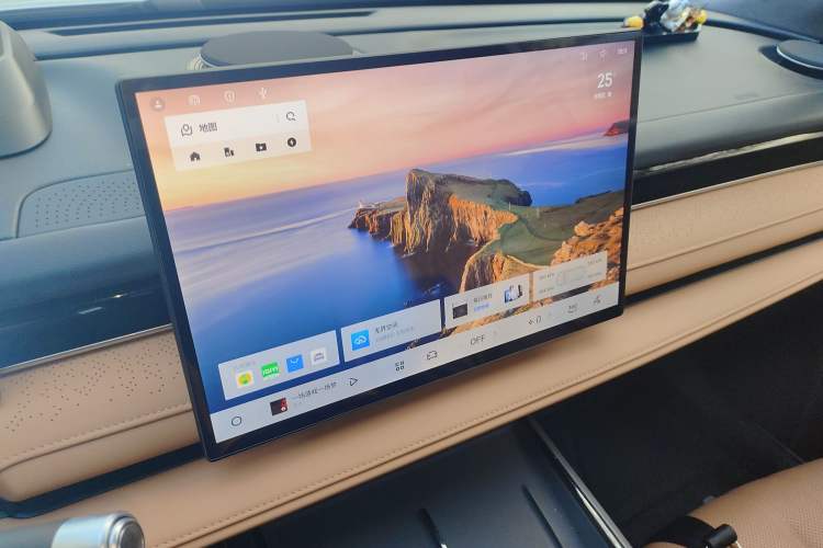 Used Geely Galaxy Galaxy 8 2025 130km EM-i Flagship Edition
