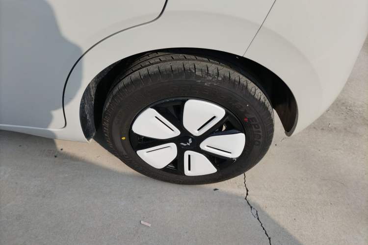 Used Wuling Hongguang MINIEV 2025 Four-Door Version Advanced Edition
