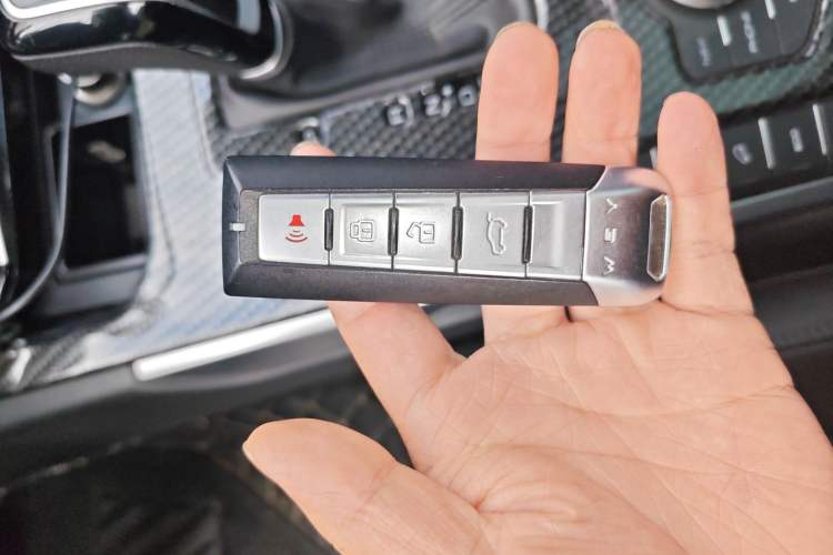 Used Wey VV7 2017 VV7c 2.0T Supreme Model
