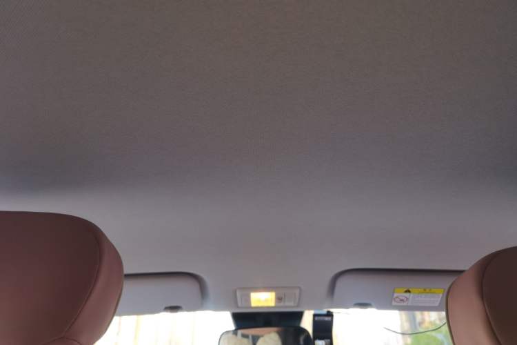 Used CHANGAN NEVO Lumin 2022 155 km – Refreshingly Sweet Edition Headliner