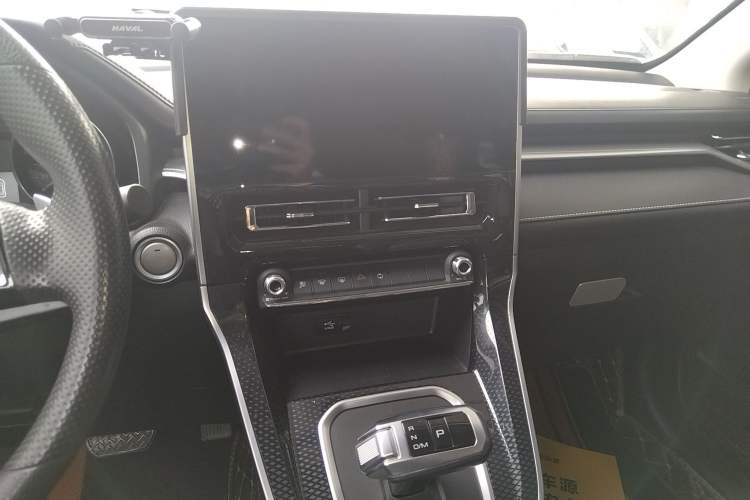 Used Haval M6 2021 PLUS 1.5T DCT Comfort Edition Audio And AC Panel