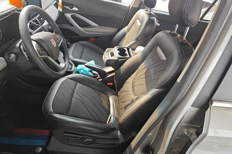 Used Baojun 510 2017 1.5L Automatic Fashion Model