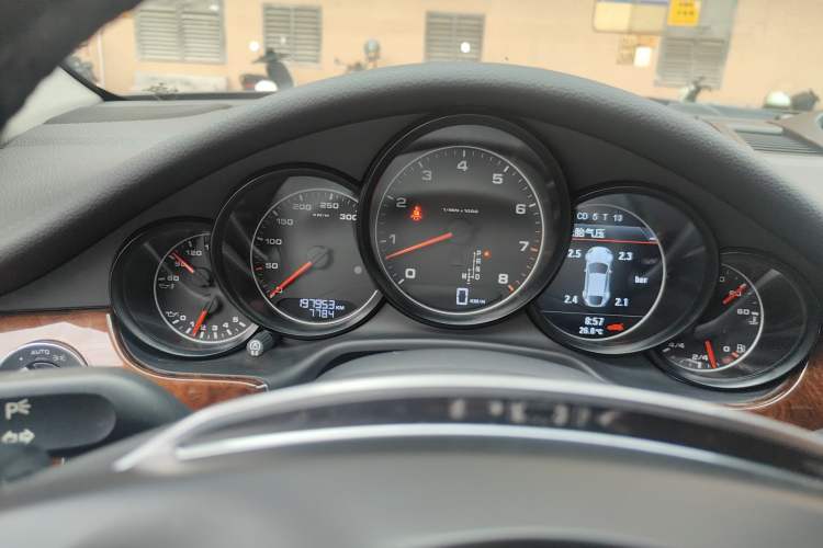 Used Porsche Panamera 2010 Panamera 4 3.6L
