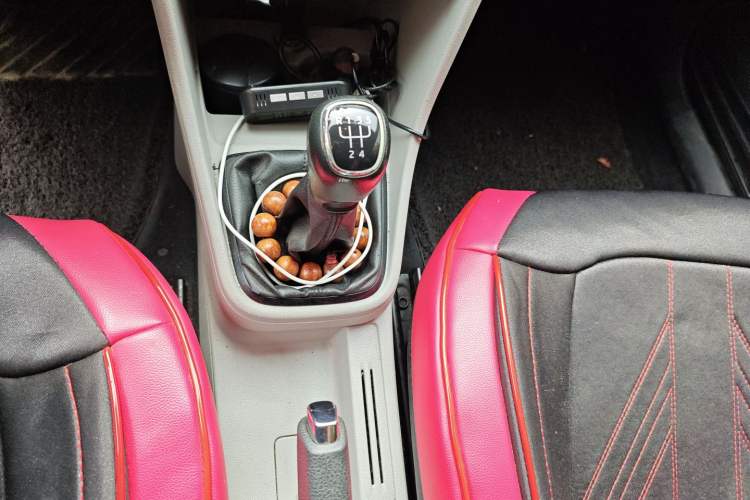 Used Skoda Rapid 2015 1.6L Manual Smart Selection Model