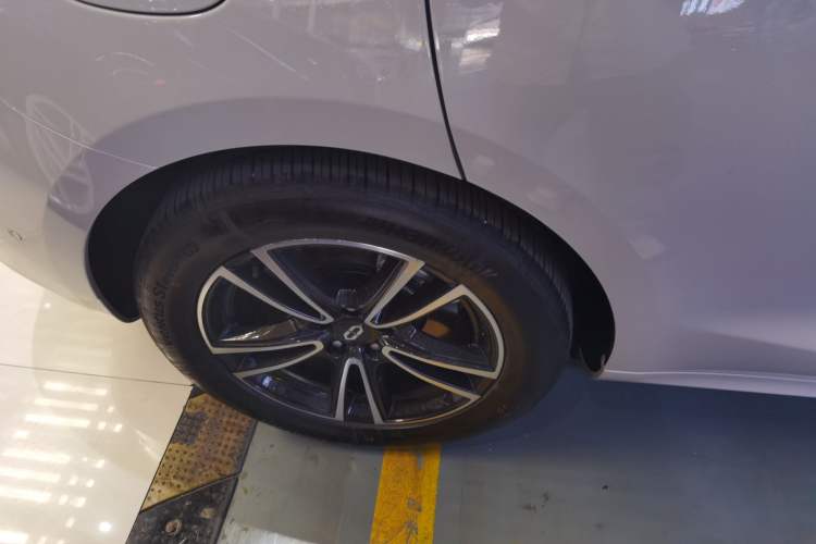 Used Hima AITO M5 2025 Extended-Range Ultra Rear-Wheel-Drive Version