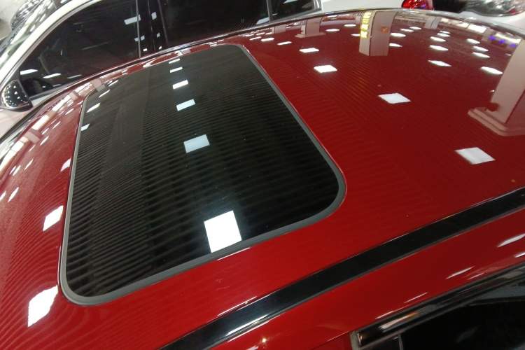 Used Mercedes-Benz C-Class 2019 C 260 Sport Edition Roof