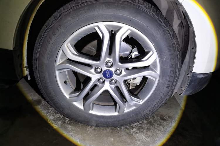 Used Ford Edge 2018 EcoBoost 245 Two-Wheel-Drive Titanium 7-Seater China V Standard
