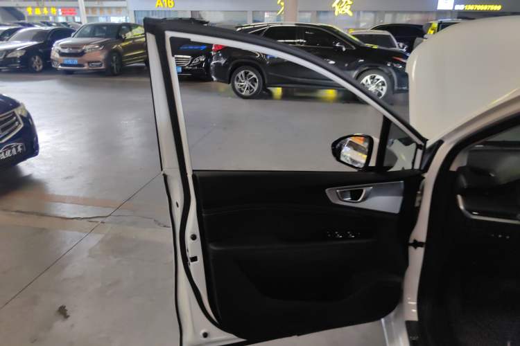 Used Wuling Jiachen 2022 1.5T CVT Deluxe Flagship Edition