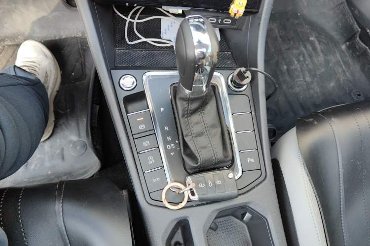 Used Volkswagen Bora 2023 300TSI DSG Prestige Edition