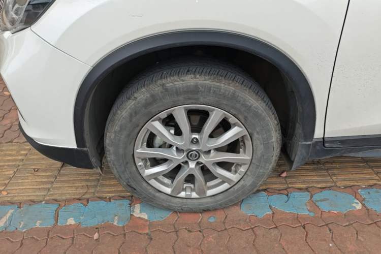 Used Nissan X-Trail 2020 2.0L XL ITS CVT 2WD SmartConnect Comfort Edition Left Front Wheel Hub