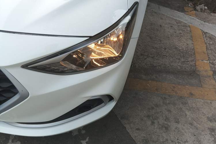 Used Hyundai Celesta 2018 1.6L Automatic GL Enjoyment Version China V Standard